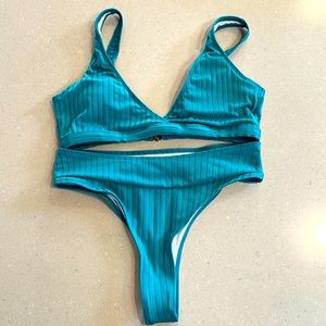 (Unknown brand) Ribbed Teal Bikini